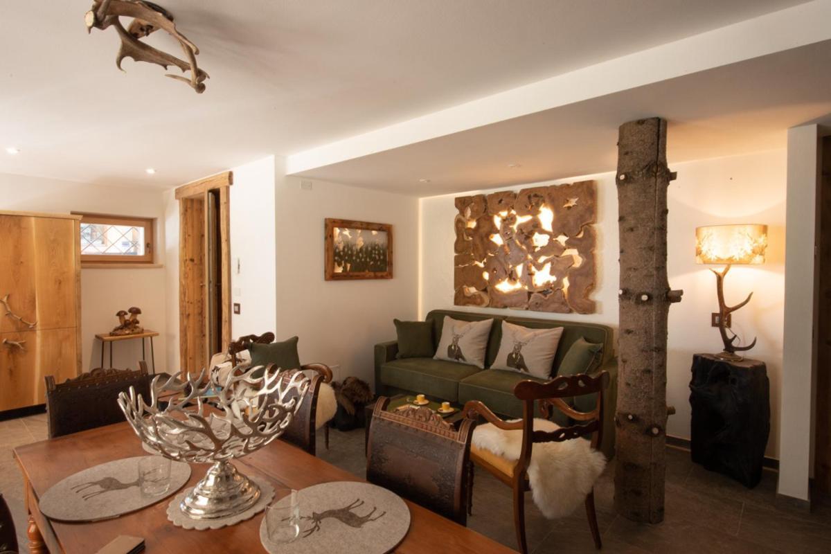 Chalet Degli Abeti By Ama Val Di Fassa كامبيتيلو دي فاسا المظهر الخارجي الصورة