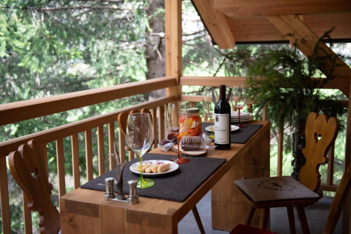 Chalet Degli Abeti By Ama Val Di Fassa كامبيتيلو دي فاسا المظهر الخارجي الصورة