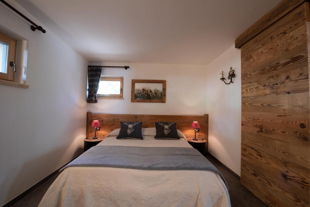 Chalet Degli Abeti By Ama Val Di Fassa كامبيتيلو دي فاسا المظهر الخارجي الصورة