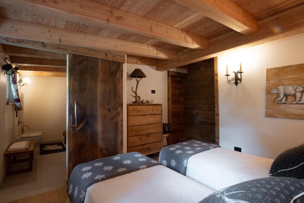 Chalet Degli Abeti By Ama Val Di Fassa كامبيتيلو دي فاسا المظهر الخارجي الصورة